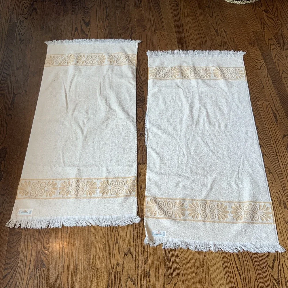 VTG Pair Monticello Cannon Bath Towel Yellow Sculpted Retro Grandma Made USA